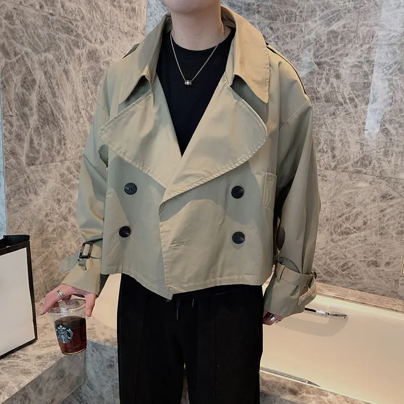 Korean Short Jacket Men's Slim Fashion Retro Double-breasted Casual Jacket Men Streetwear Society Mens Jacket Coat M-3XL
Korean Short Jacket Men's Slim Fashion Retro Double-breasted Casual Jacket Men Streetwear Society Mens Jacket Coat M-3XL