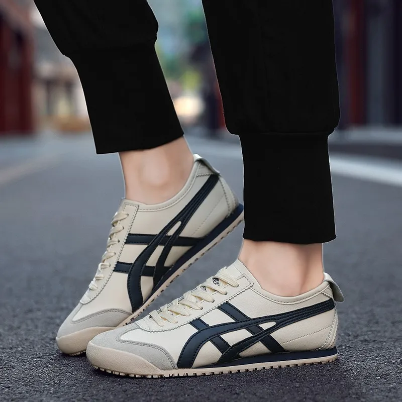 Men's high-quality upgraded sports shoes, AS fashionable and comfortable, breathable men's shoes lace-up casual sports shoes 
Men's high-quality upgraded sports shoes, AS fashionable and comfortable, breathable men's shoes lace-up casual sports shoes