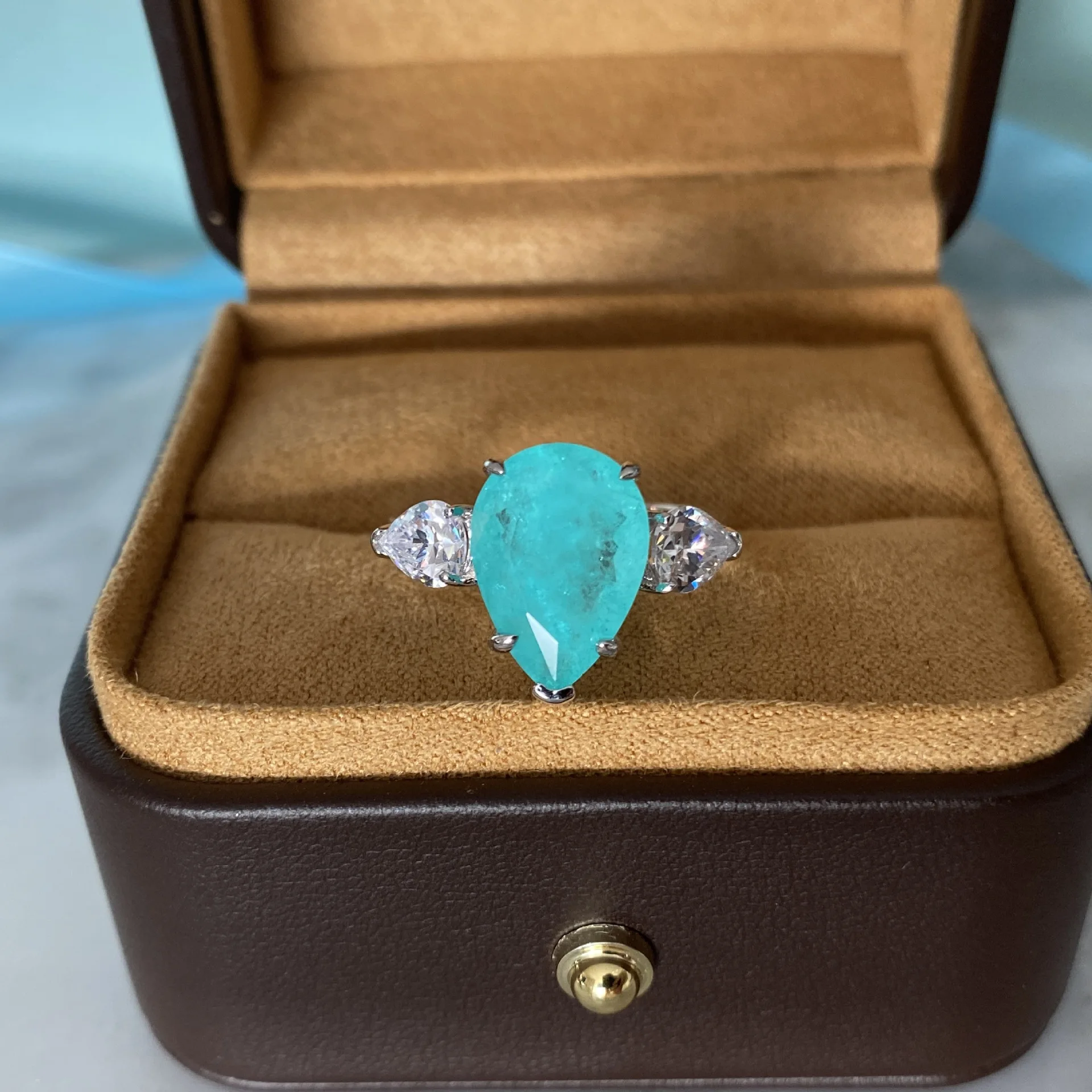 Wong Rain 925 Sterling Silver Pear Cut Paraiba Tourmaline Moissanite Gemstone Engagement Luxuty Ring For Women Fine Jewelry
Wong Rain 925 Sterling Silver Pear Cut Paraiba Tourmaline Moissanite Gemstone Engagement Luxuty Ring For Women Fine Jewelry