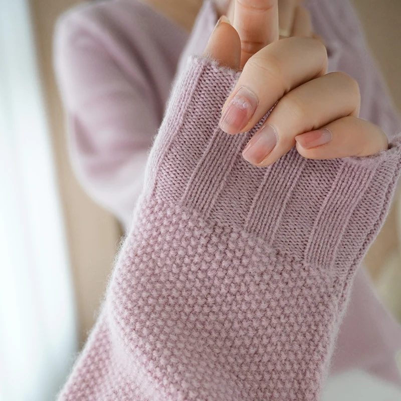 BARESKIY 2020 autumn and winter new cashmere sweater women V-neck sweater short loose bottoming sweater twisted knit sweater
BARESKIY 2020 autumn and winter new cashmere sweater women V-neck sweater short loose bottoming sweater twisted knit sweater