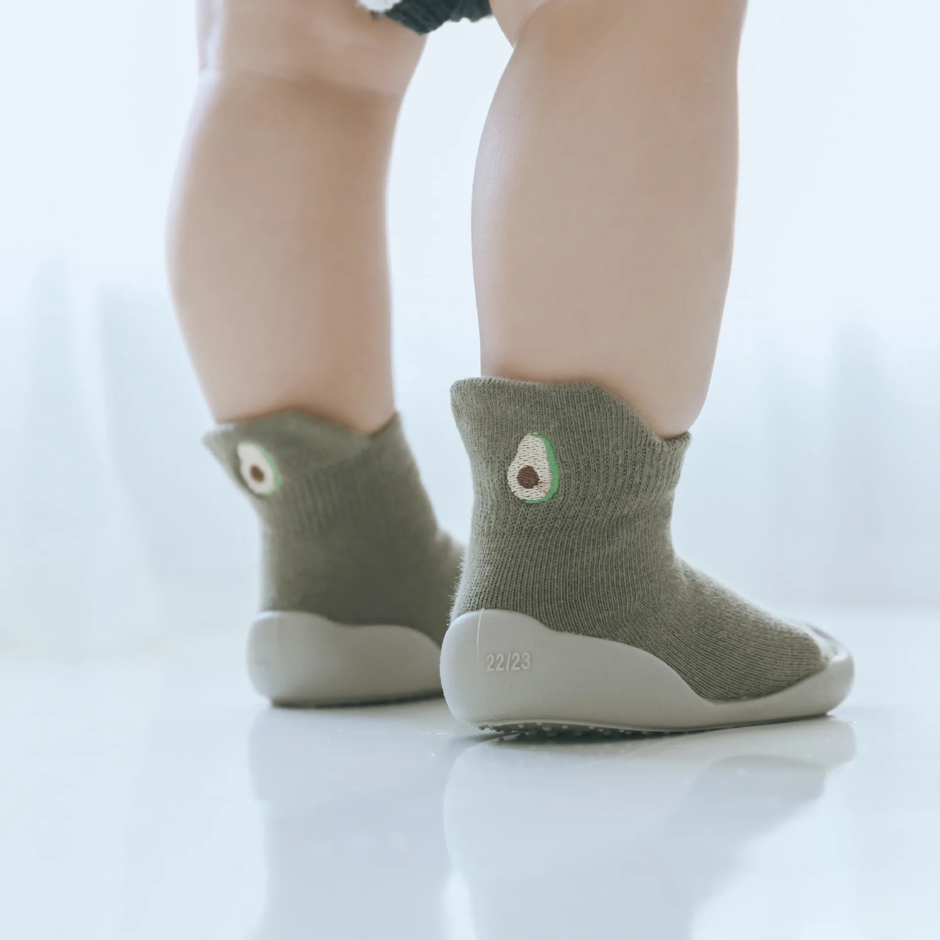 Baby sock shoes nonslip floor socks shoes autumn winter baby girl soft rubber sole shoes baby toddler sock shoes baby booties
Baby sock shoes nonslip floor socks shoes autumn winter baby girl soft rubber sole shoes baby toddler sock shoes baby booties