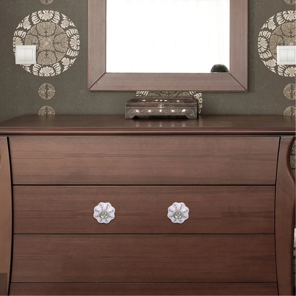3pcs Flower-shape Handle Wardrobe Door Handle Ceramic Drawer Knob for Home 
3pcs Flower-shape Handle Wardrobe Door Handle Ceramic Drawer Knob for Home