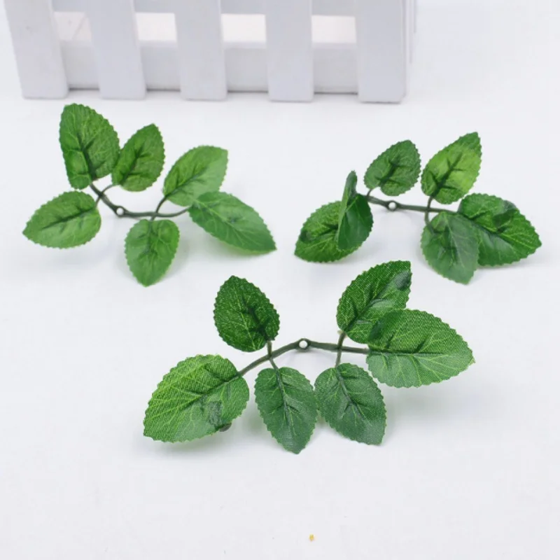 Artificial green leaves Rose Flower for garden diy wreath Christmas leaf Wedding Bridal bouquet decoration silk Foliage Craft 
Artificial green leaves Rose Flower for garden diy wreath Christmas leaf Wedding Bridal bouquet decoration silk Foliage Craft