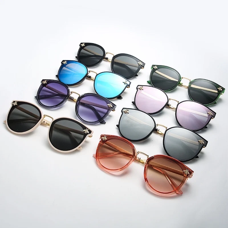 Bee Fashion For Women Sunglasses Black Travel Men Square Brand Design Oversized Luxury Sun Glasses Oculos Retro Male Iron Uv400
Bee Fashion For Women Sunglasses Black Travel Men Square Brand Design Oversized Luxury Sun Glasses Oculos Retro Male Iron Uv400