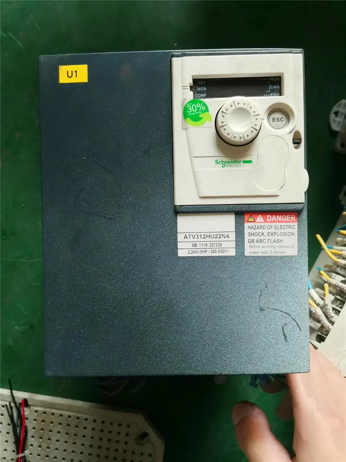 FR-D740-0.4K-CHT 380В 0.4квт инвертор, используется один, 90% ВНЕШНИЙ ВИД НОВЫЙ, тестовые товары, бесплатная доставка
FR-D740-0.4K-CHT 380В 0.4квт инвертор, используется один, 90% ВНЕШНИЙ ВИД НОВЫЙ, тестовые товары, бесплатная доставка