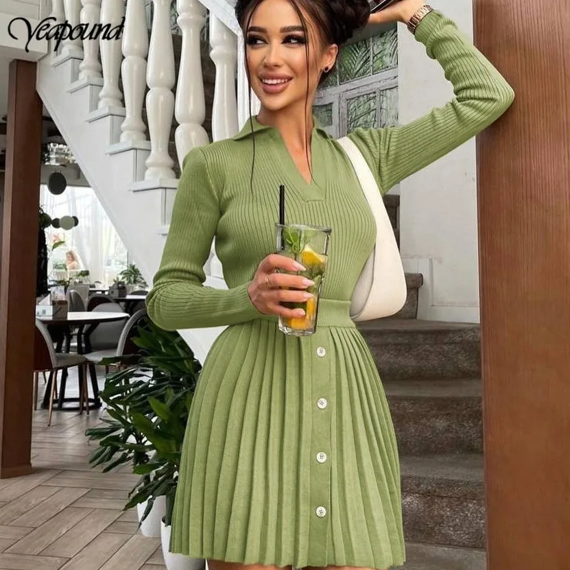 Knitted Sweater Two Piece Set Women Skinny Lapel V Neck Pullover High Waist Pleated Skirt Suit Female Autumn Sexy Patry Sets
Knitted Sweater Two Piece Set Women Skinny Lapel V Neck Pullover High Waist Pleated Skirt Suit Female Autumn Sexy Patry Sets