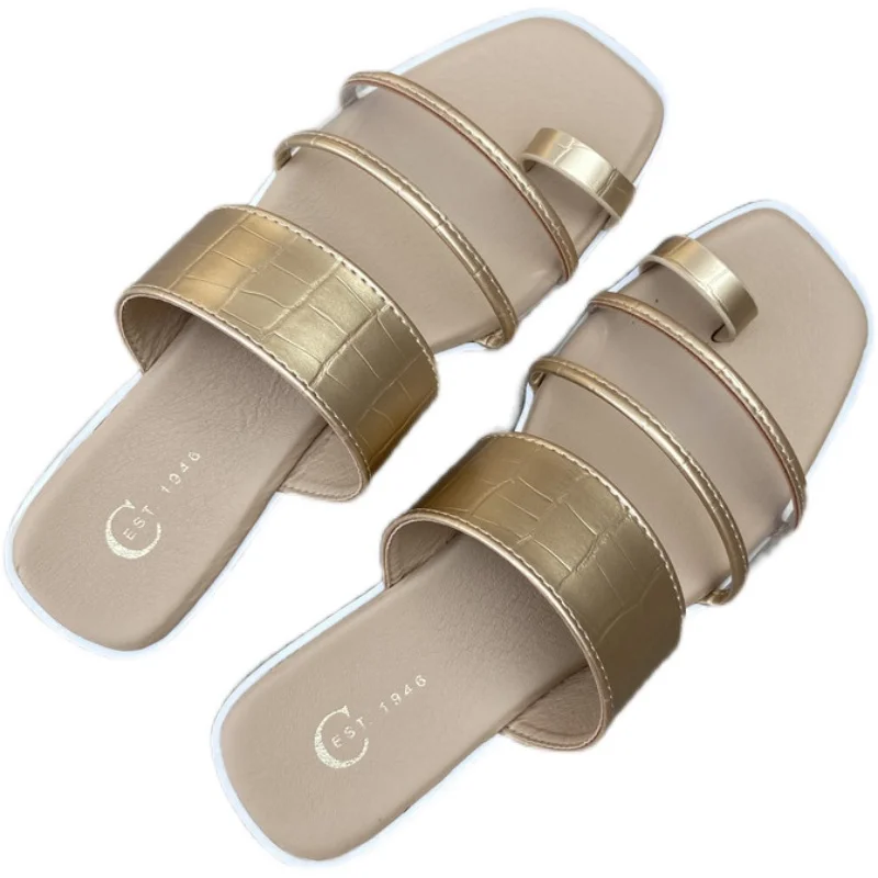 Shoes Slippers Women Summer Square Toe Big Size Pantofle Slides Flat 2021 Soft Rubber PU Buckle Strap PVC Basic Shoes Women Fem
Shoes Slippers Women Summer Square Toe Big Size Pantofle Slides Flat 2021 Soft Rubber PU Buckle Strap PVC Basic Shoes Women Fem