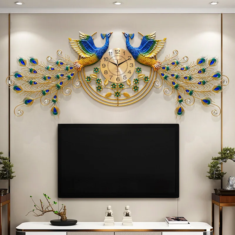 makeup peacock hanging clock living room household European fashion Chinese style atmosphere silent simple creative quartz clock
makeup peacock hanging clock living room household European fashion Chinese style atmosphere silent simple creative quartz clock