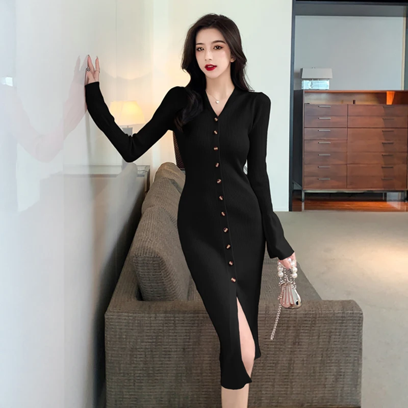 Sexy V-neck Midi Knitted Women Dress Single-Breasted Elegant Sweater Dresses Female Autumn Vintage Party Vestidos Femmino 2022
Sexy V-neck Midi Knitted Women Dress Single-Breasted Elegant Sweater Dresses Female Autumn Vintage Party Vestidos Femmino 2022