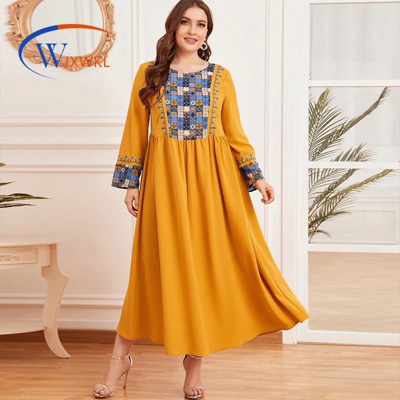 WJXWKL 2021 Large Size Women's Fashion Embroidered Stitching Muslim Long Dress Kaftan Large Hem Pleated Dress Robe
WJXWKL 2021 Large Size Women's Fashion Embroidered Stitching Muslim Long Dress Kaftan Large Hem Pleated Dress Robe