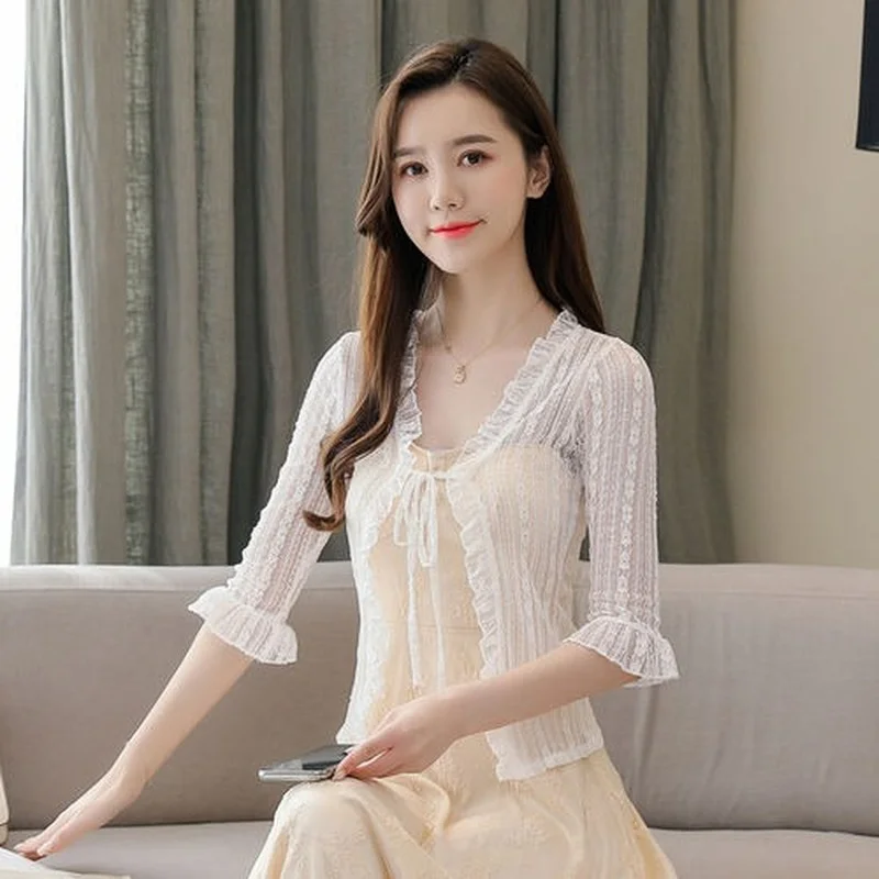 2022 Summer Half Sleeve Crop Shawls Women Open Front Shrugs White Apricot Lace Bolero Wedding Jacket Cardigan Bride Wraps Y217
2022 Summer Half Sleeve Crop Shawls Women Open Front Shrugs White Apricot Lace Bolero Wedding Jacket Cardigan Bride Wraps Y217