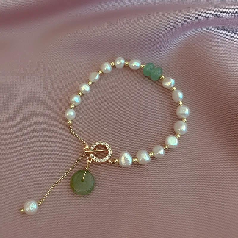 Natural baroque pearl safety buckle bracelet female ins minority cold wind simple Sen series girlfriend birthday gift
Natural baroque pearl safety buckle bracelet female ins minority cold wind simple Sen series girlfriend birthday gift