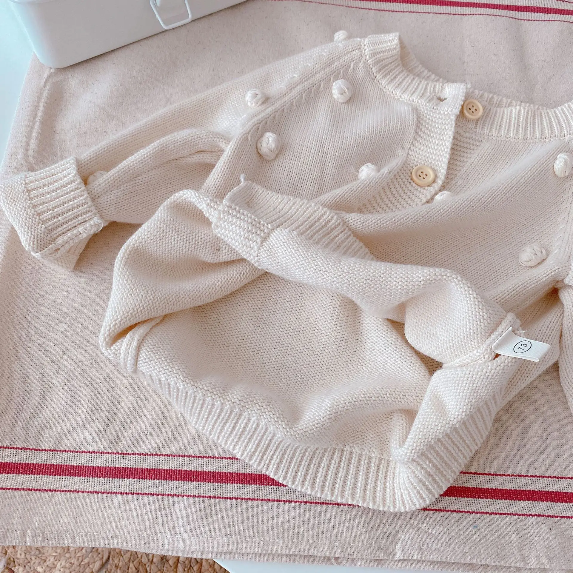 Baby Girls Pompom Design Sweater Knit Cardigans 2021 Spring Toddler Newborn Long Sleeve Knitted Jackets Coat Cotton Kids Tops
Baby Girls Pompom Design Sweater Knit Cardigans 2021 Spring Toddler Newborn Long Sleeve Knitted Jackets Coat Cotton Kids Tops