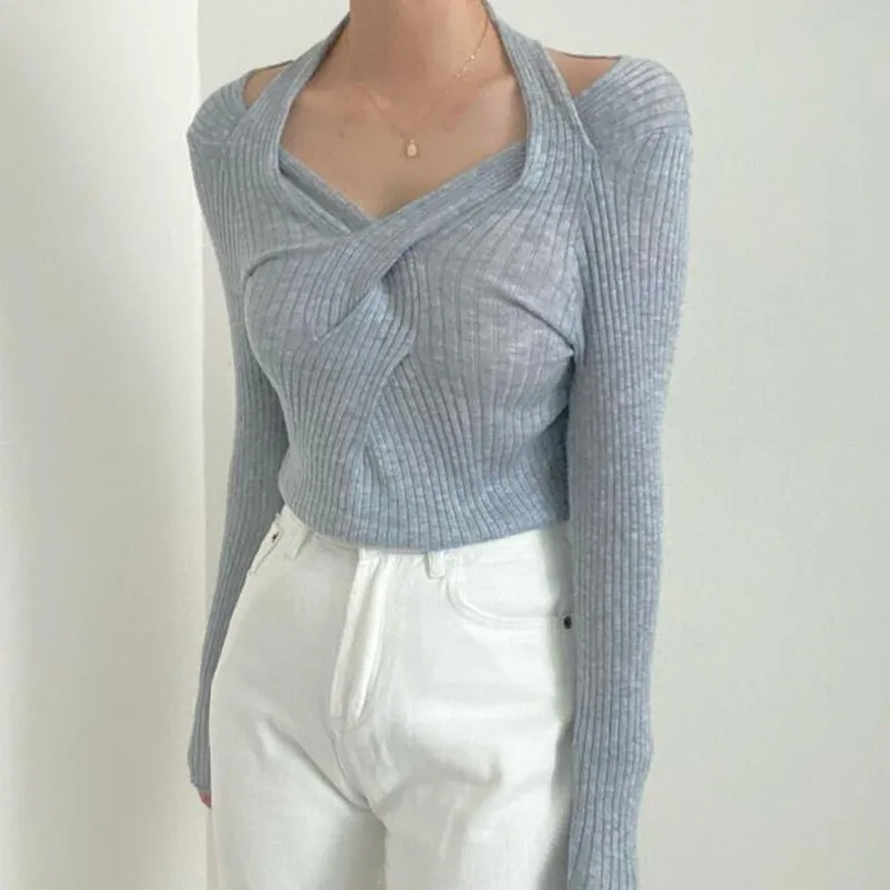 Свитер Женский вязаный однотонный с V-образным вырезом и длинными рукавами-фонариками 
Свитер Женский вязаный однотонный с V-образным вырезом и длинными рукавами-фонариками