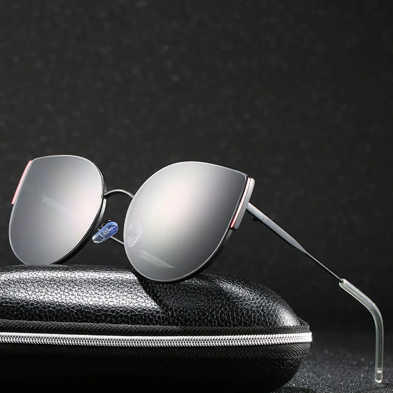 Brand Design Luxury Cat Eye Sunglasses For Women Fashion Retro Classic Female Beach Driving Metal UV Protection Glasses Eyewear
Brand Design Luxury Cat Eye Sunglasses For Women Fashion Retro Classic Female Beach Driving Metal UV Protection Glasses Eyewear