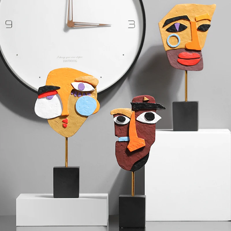 African resin sculpture abstract mask modeling sculpture resin crafts statue decoration home porch TV cabinet desktop decoration
African resin sculpture abstract mask modeling sculpture resin crafts statue decoration home porch TV cabinet desktop decoration