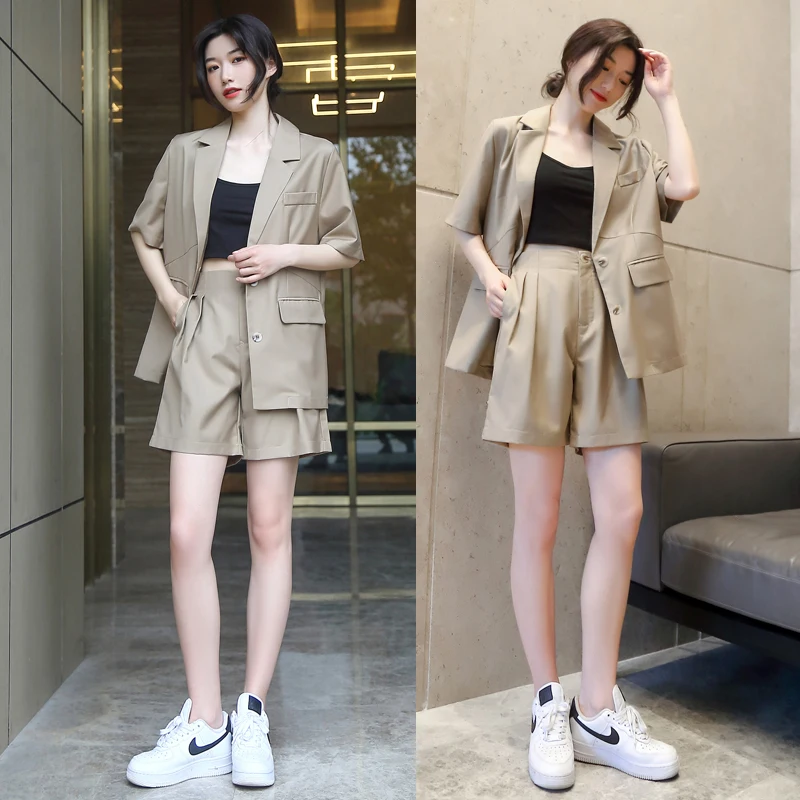 Summer Women's Shorts sets Office Loose Short Sleeve Blazer Two-Piece Set Female Casual OL Suit Jacket
Summer Women's Shorts sets Office Loose Short Sleeve Blazer Two-Piece Set Female Casual OL Suit Jacket