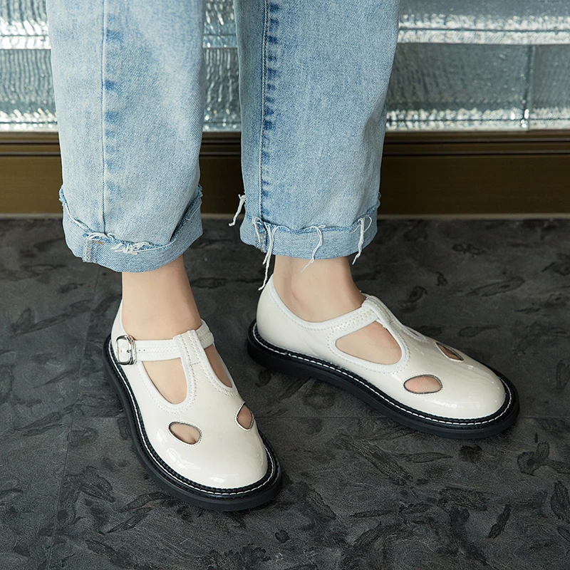 New Women Pumps Elegant Sqaure Med Heel Genuine Leather Dress Shoes Woman Buckle Gladiator Casual Shoes
New Women Pumps Elegant Sqaure Med Heel Genuine Leather Dress Shoes Woman Buckle Gladiator Casual Shoes