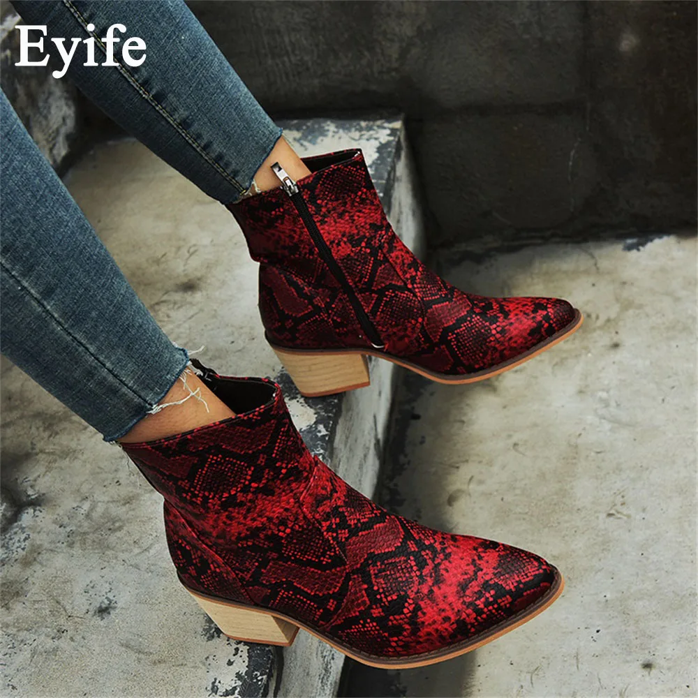 Women Ankle Boots New Fashion British Style Pointed Toe Snake Ladies Platform Shoes Low Heel Larged-Size 35-43 Female Boots
Women Ankle Boots New Fashion British Style Pointed Toe Snake Ladies Platform Shoes Low Heel Larged-Size 35-43 Female Boots