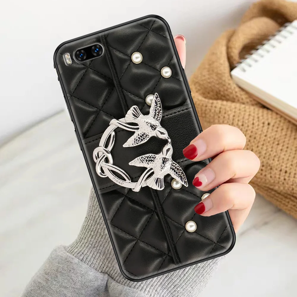 Italian Brand PINKOes Phone case For Xiaomi Mi Max Note 3 A2 A3 8 9 9T 10 Lite Pro Ultra black luxury Etui tpu coque silicone
Italian Brand PINKOes Phone case For Xiaomi Mi Max Note 3 A2 A3 8 9 9T 10 Lite Pro Ultra black luxury Etui tpu coque silicone