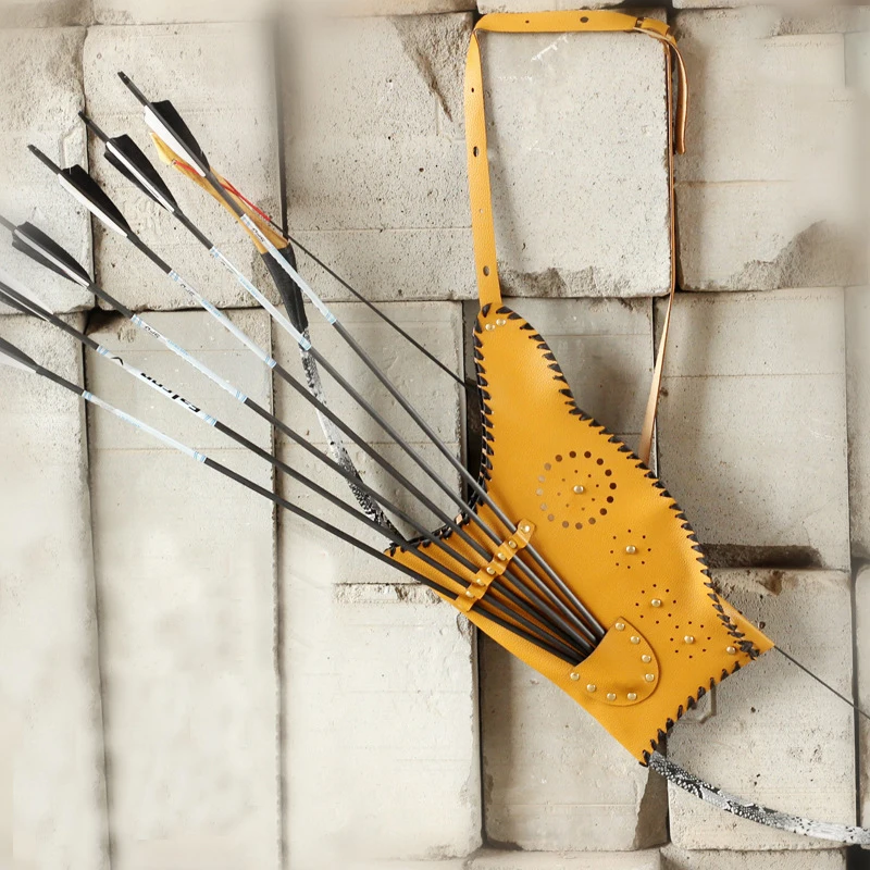 Leather Outdoor Hunting Archery Bow Arrow Holder Arrow Quiver Holder Arrows Bow Bag Case for Archery Outdoor Shooting 
Leather Outdoor Hunting Archery Bow Arrow Holder Arrow Quiver Holder Arrows Bow Bag Case for Archery Outdoor Shooting