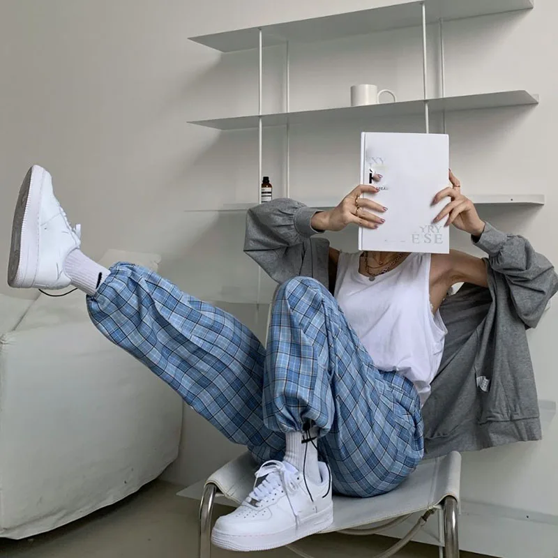 Lucyever Blue Loose Plaid Pants for Women Harajuku All-match High Waist Straight Trousers Female Fashion Streetwear Harem Pants 
Lucyever Blue Loose Plaid Pants for Women Harajuku All-match High Waist Straight Trousers Female Fashion Streetwear Harem Pants