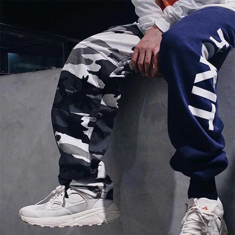 European And American Spring And Autumn Camouflage Men's Trousers Fight To Close The Feet Sports Personality Trend Casual Pants
European And American Spring And Autumn Camouflage Men's Trousers Fight To Close The Feet Sports Personality Trend Casual Pants