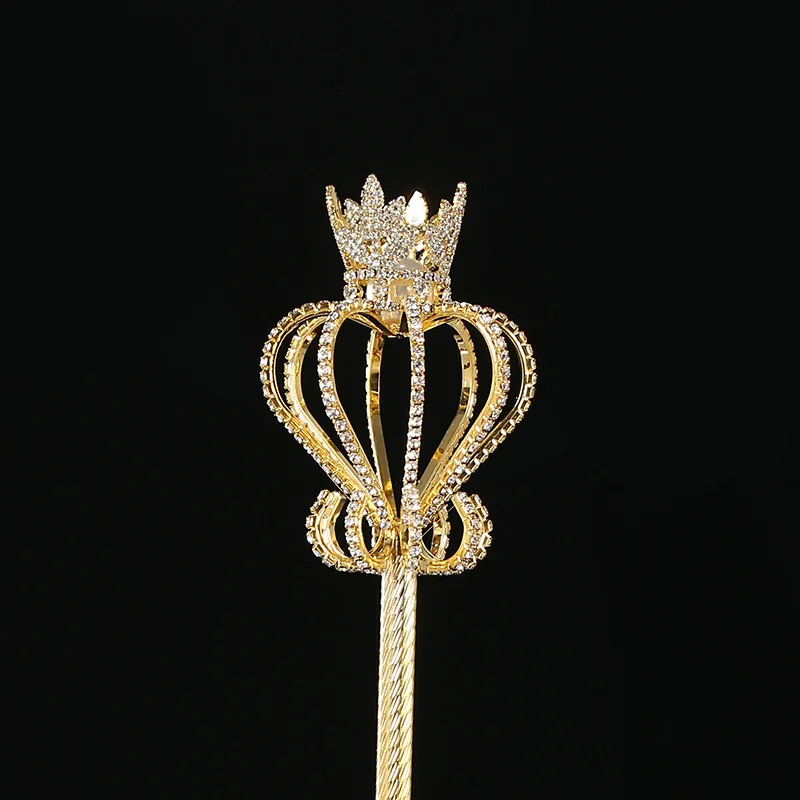 New Petal Fashionable and Elegant Temperament Fairy Stick Exquisite Copper Wire Wedding Decoration Queen Crown Scepter
New Petal Fashionable and Elegant Temperament Fairy Stick Exquisite Copper Wire Wedding Decoration Queen Crown Scepter