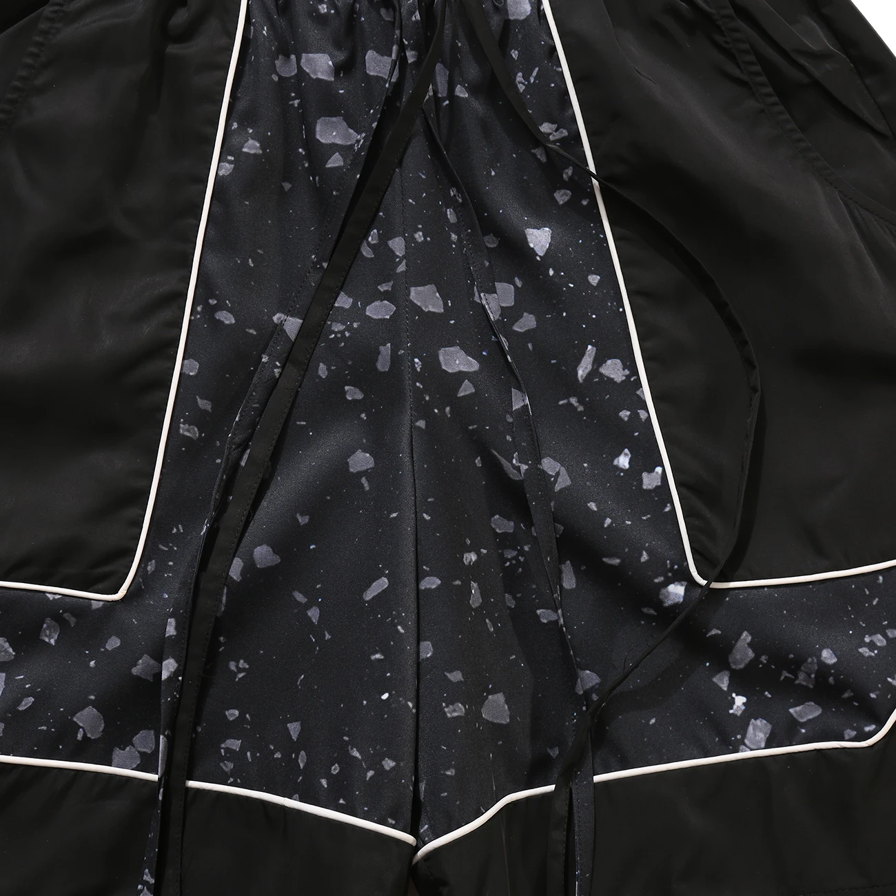 Hip Hop Patchwork Cargo Shorts Men 2021 Color Block Knee Length Trousers Streetwear Joggers Short Pants
Hip Hop Patchwork Cargo Shorts Men 2021 Color Block Knee Length Trousers Streetwear Joggers Short Pants