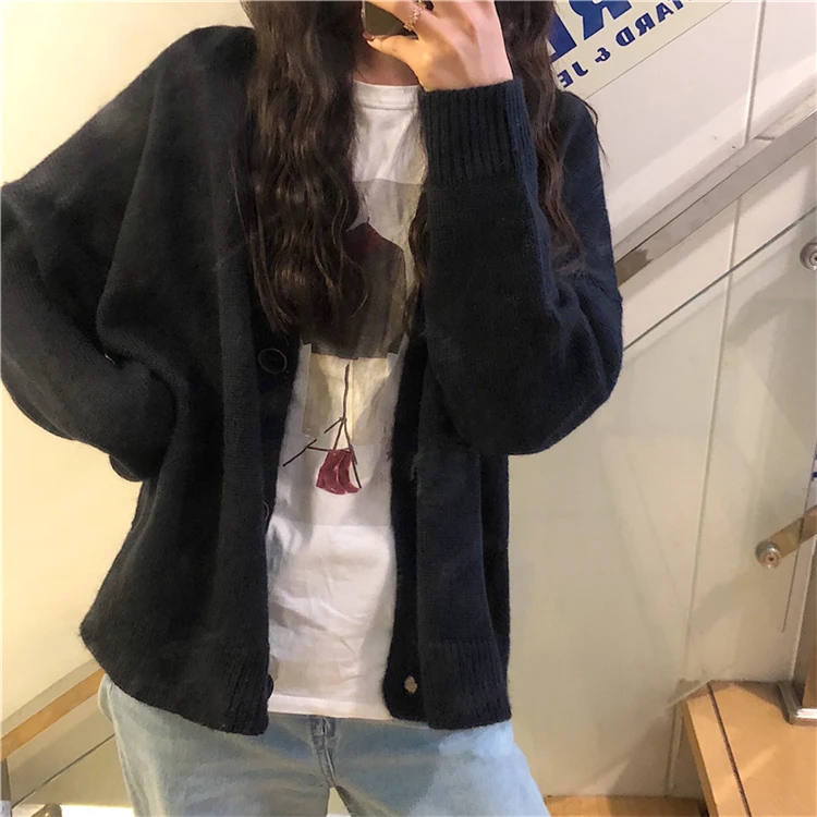 Lazy Wind New Autumn Women's Sweaters Korean Chic Loose V Neck Drop Shoulder Solid Color Harajuku Knitted Cardigans for Student
Lazy Wind New Autumn Women's Sweaters Korean Chic Loose V Neck Drop Shoulder Solid Color Harajuku Knitted Cardigans for Student