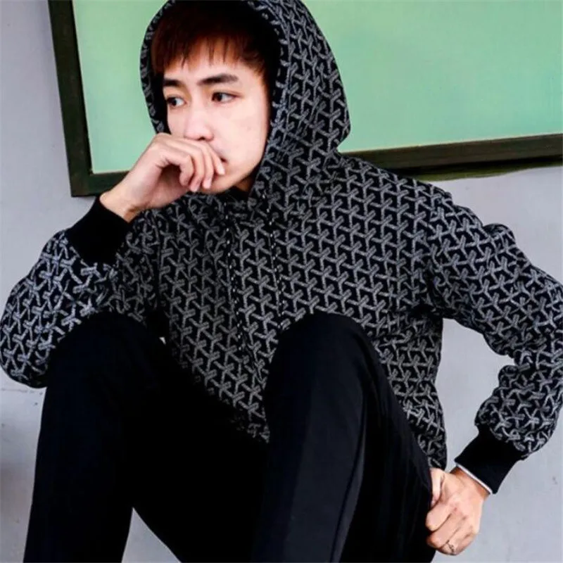 Harajuku Streetwear Hip Hop Hoodies Net Red Polka Dot Arrow Print Couple Casual Hooded Sweater 2021 Winter Fleece Cotton Blouse
Harajuku Streetwear Hip Hop Hoodies Net Red Polka Dot Arrow Print Couple Casual Hooded Sweater 2021 Winter Fleece Cotton Blouse
