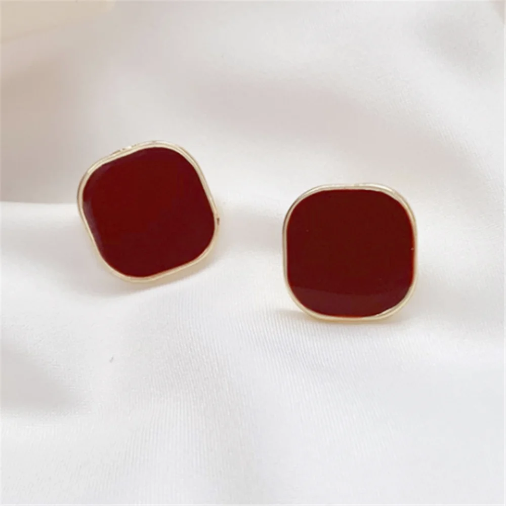 Fashion Simple Red Wine Color Earrings Geometric Temperament Earrings Women's Holiday Gifts Jewelry Wholesale
Fashion Simple Red Wine Color Earrings Geometric Temperament Earrings Women's Holiday Gifts Jewelry Wholesale