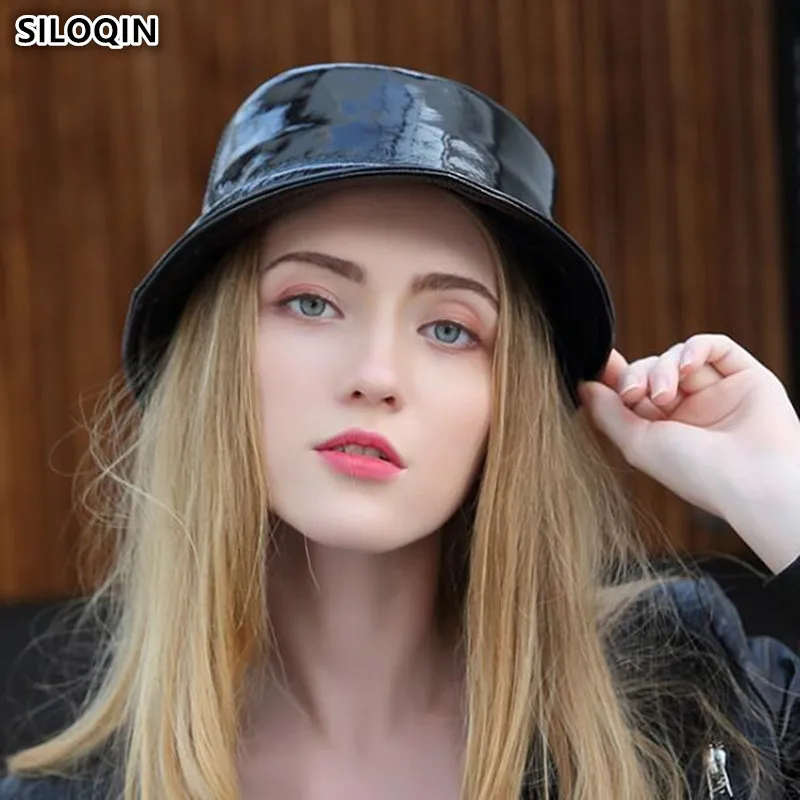 SILOQIN Elegant Retro Women's Bucket Hat Genuine Leather Cap 2020 New Spring Ladies Vintage Black Caps Sheepskin Leather Hats
SILOQIN Elegant Retro Women's Bucket Hat Genuine Leather Cap 2020 New Spring Ladies Vintage Black Caps Sheepskin Leather Hats