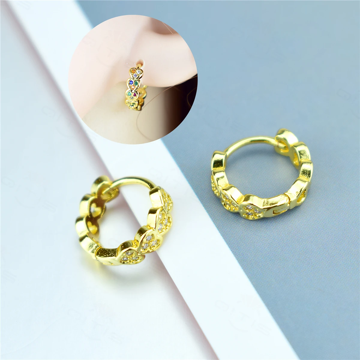 Zircon Mini Earrings Fashion Personality Heart-shaped Earrings Ear Bone Ear Buckle All-match Love Ladies Jewelry
Zircon Mini Earrings Fashion Personality Heart-shaped Earrings Ear Bone Ear Buckle All-match Love Ladies Jewelry