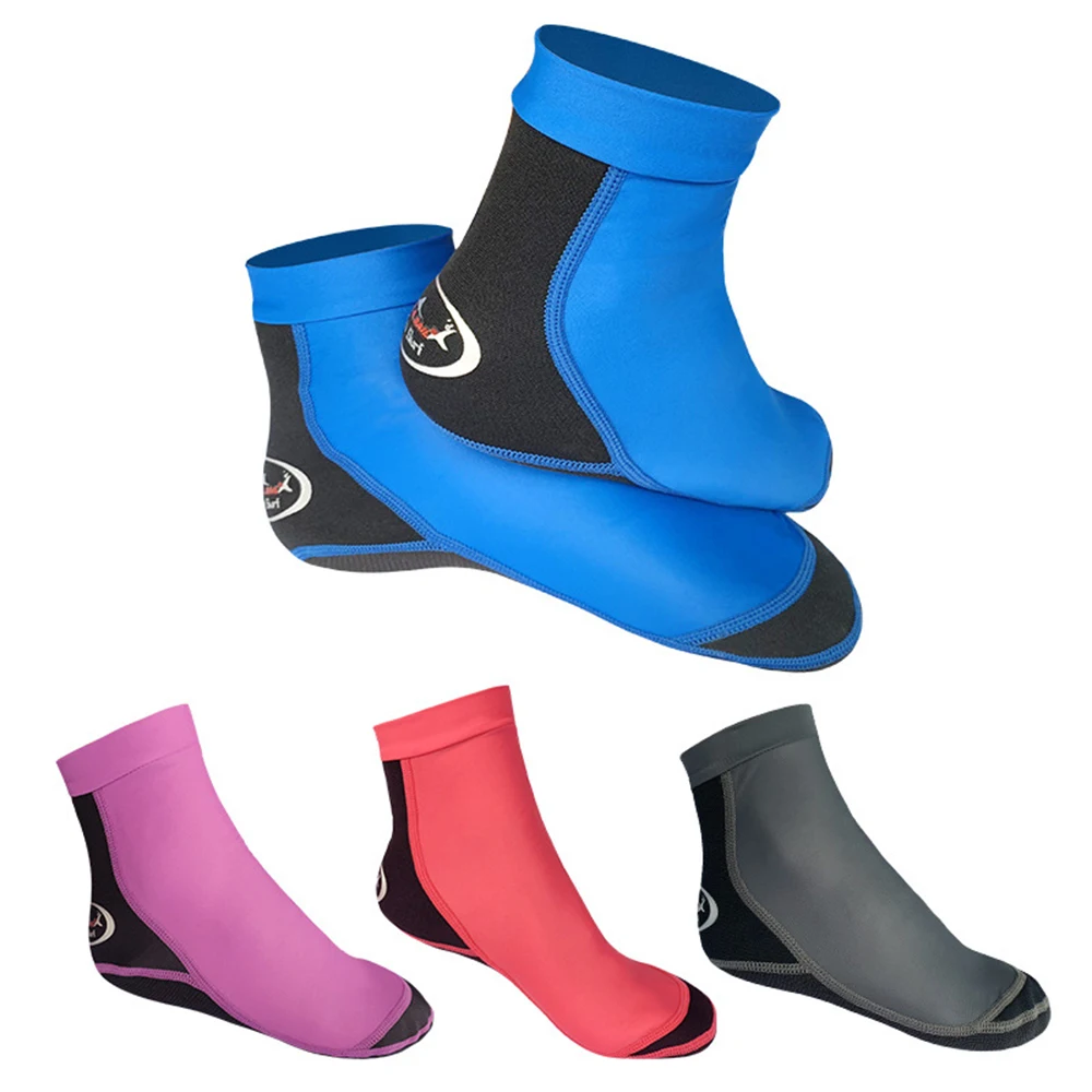 1.5mm neoprene diving socks non-slip warm beach socks men and women water sports snorkeling surfing swimming socks
1.5mm neoprene diving socks non-slip warm beach socks men and women water sports snorkeling surfing swimming socks