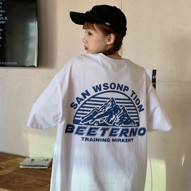 Hong Kong Style European and American Short Sleeve T-shirt Women's Loose Korean Style Ins Trendy Harajuku Style BF Fried Street
Hong Kong Style European and American Short Sleeve T-shirt Women's Loose Korean Style Ins Trendy Harajuku Style BF Fried Street