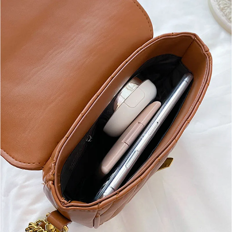 Vintage Chains Women Shoulder Bags Designer Handbags Luxury PU LeatherCrossbody Clutch Lady Small Purses 2 Pcs Sets Female Bag
Vintage Chains Women Shoulder Bags Designer Handbags Luxury PU LeatherCrossbody Clutch Lady Small Purses 2 Pcs Sets Female Bag