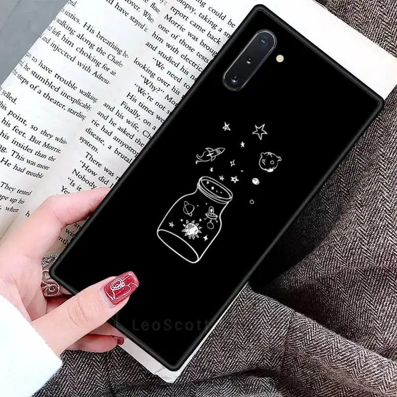 Black and white lines Phone Case For Samsung Galaxy S8 S9 S10 Plus S10E Note 3 4 5 6 7 8 9 10 Pro Lite cover
Black and white lines Phone Case For Samsung Galaxy S8 S9 S10 Plus S10E Note 3 4 5 6 7 8 9 10 Pro Lite cover