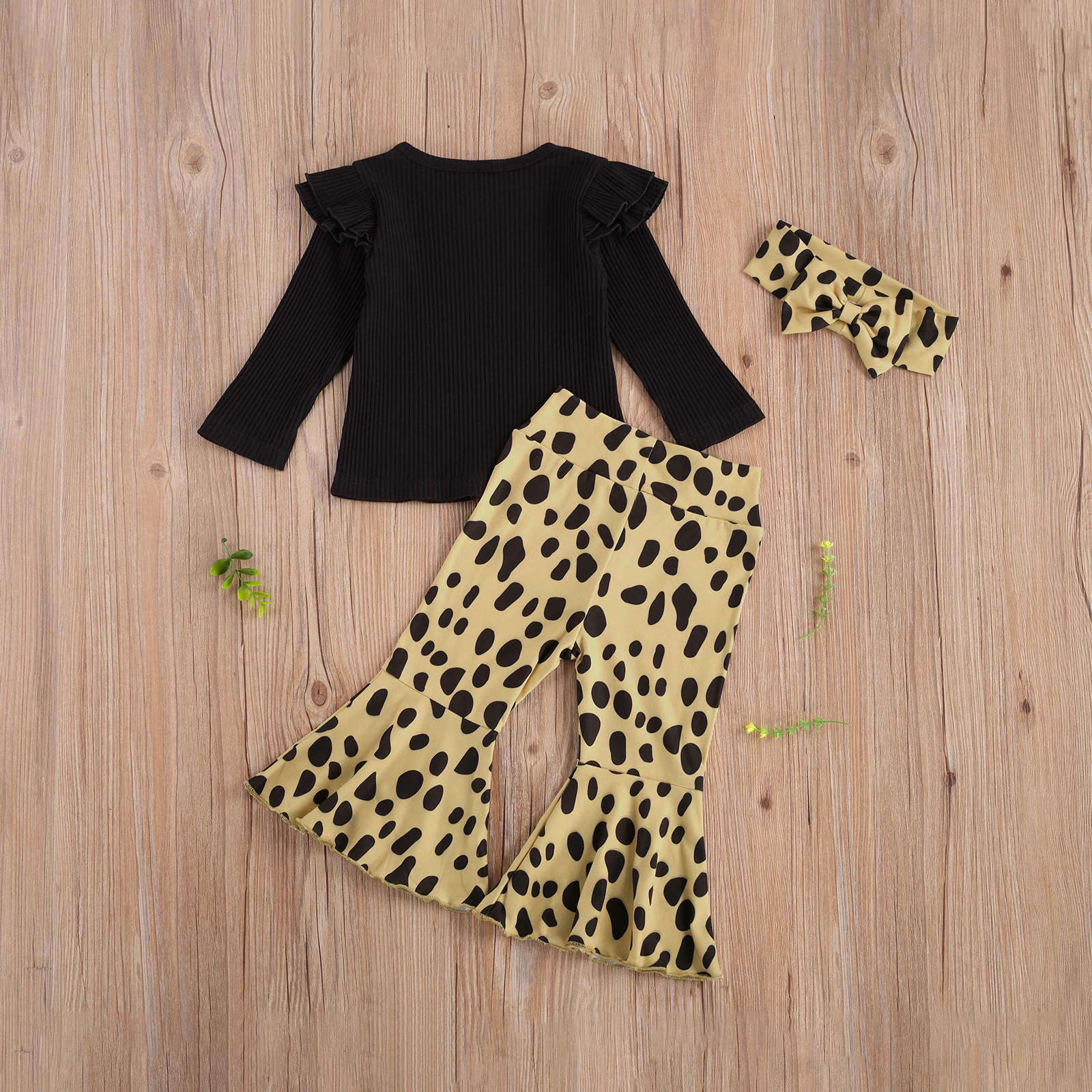 Fashion Baby's Girls Clothes Suit Spring Long Sleeve Top High Waist Leopard Printed Long Bell-bottoms Pants Headband Outfits
Fashion Baby's Girls Clothes Suit Spring Long Sleeve Top High Waist Leopard Printed Long Bell-bottoms Pants Headband Outfits