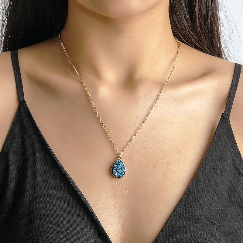New Color Zircon Water Drop Pendant Necklace for Women Simple Crystal Sweet Opal Neck Chain Fashion Party Luxury Jewelry
New Color Zircon Water Drop Pendant Necklace for Women Simple Crystal Sweet Opal Neck Chain Fashion Party Luxury Jewelry