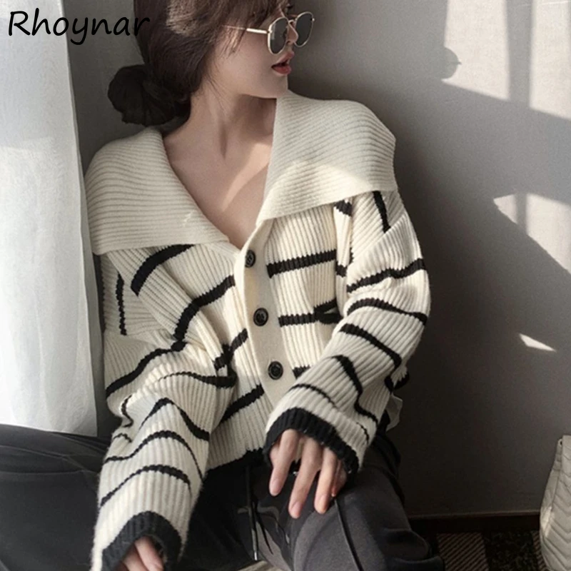 Cardigan Women Sweater Striped Cropped Elegant Casual Students All-match Cozy Classic Holiday Design Clothing Fashion Ins New
Cardigan Women Sweater Striped Cropped Elegant Casual Students All-match Cozy Classic Holiday Design Clothing Fashion Ins New