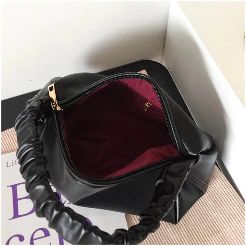 Pleated Armpit Bag for Women Luxury Brand Handbags and Purses High Quality PU Handbags Female Tote Bags Designer Shoulder Bags
Pleated Armpit Bag for Women Luxury Brand Handbags and Purses High Quality PU Handbags Female Tote Bags Designer Shoulder Bags
