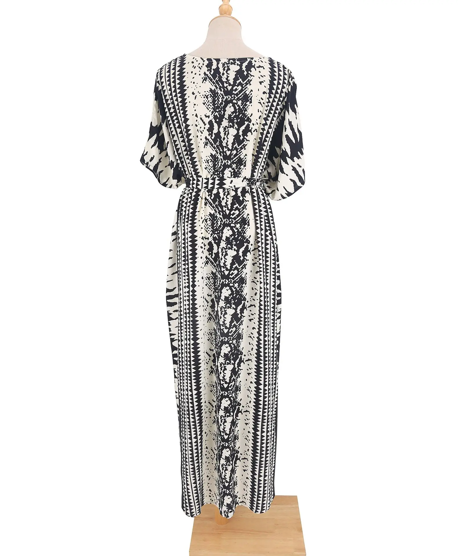 2021 Sexy Serpentine Beach Tunic Cotton Beach Cover Beach Women's Swimsuit Bikini Cover V-neck Swimwear Sarong Beachwear Women
2021 Sexy Serpentine Beach Tunic Cotton Beach Cover Beach Women's Swimsuit Bikini Cover V-neck Swimwear Sarong Beachwear Women