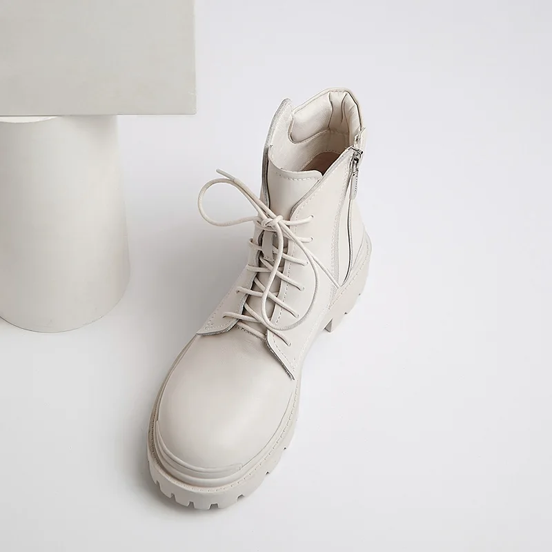 Genuine Cow Leather boots mid-heel women's shoes retro British style lace-up thick-heel Martin boots women's short boots
Genuine Cow Leather boots mid-heel women's shoes retro British style lace-up thick-heel Martin boots women's short boots