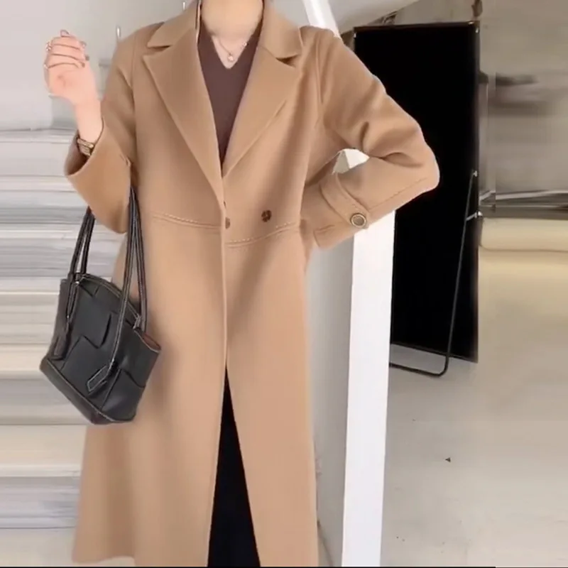 2020 Korean Winter High End Handmade Lapel Long Loose Plus Size Black Double Sided 100% Wool Coat Women Woolen Overcoat
2020 Korean Winter High End Handmade Lapel Long Loose Plus Size Black Double Sided 100% Wool Coat Women Woolen Overcoat