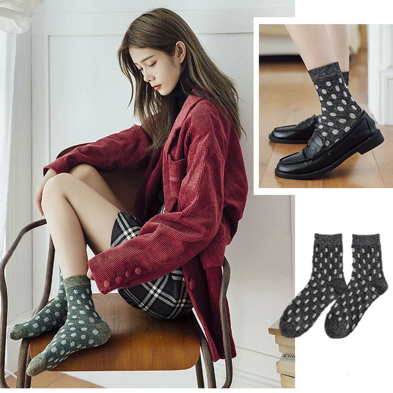 Clearance Sales Woman Long Socks Fashion Japanese Kawaii Cute Student Socks Harajuku Retro Vintage Warm Women Crew Socks
Clearance Sales Woman Long Socks Fashion Japanese Kawaii Cute Student Socks Harajuku Retro Vintage Warm Women Crew Socks