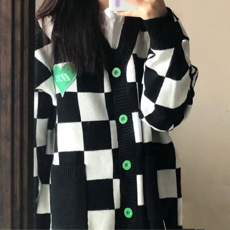 Deeptown Korean Fashion Plaid Black Cardigan Women's Sweater Harajuku Oversize V-neck Coat Female Japanese Fall Long Sleeve Top 
Deeptown Korean Fashion Plaid Black Cardigan Women's Sweater Harajuku Oversize V-neck Coat Female Japanese Fall Long Sleeve Top