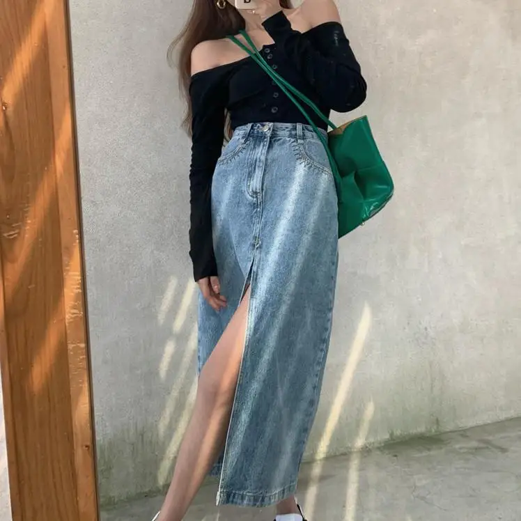 ZHISILAO New Long Split High Waist Skirt Women Vintage Denim Skirt Summer 2021 Blue A-line Pencil Jeans Skirt Streetwear
ZHISILAO New Long Split High Waist Skirt Women Vintage Denim Skirt Summer 2021 Blue A-line Pencil Jeans Skirt Streetwear