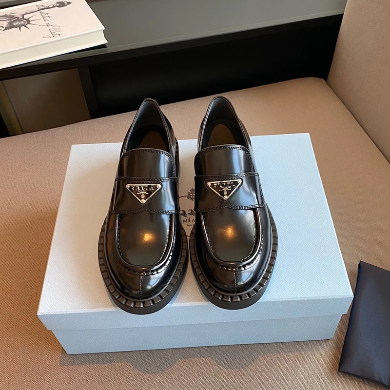 2021 новые Известные модные роскошные женские туфли Lefu повседневные туфли британская толстая подошва одна обувь на толстом каблуке маленьки...
2021 новые Известные модные роскошные женские туфли Lefu повседневные туфли британская толстая подошва одна обувь на толстом каблуке маленьки...