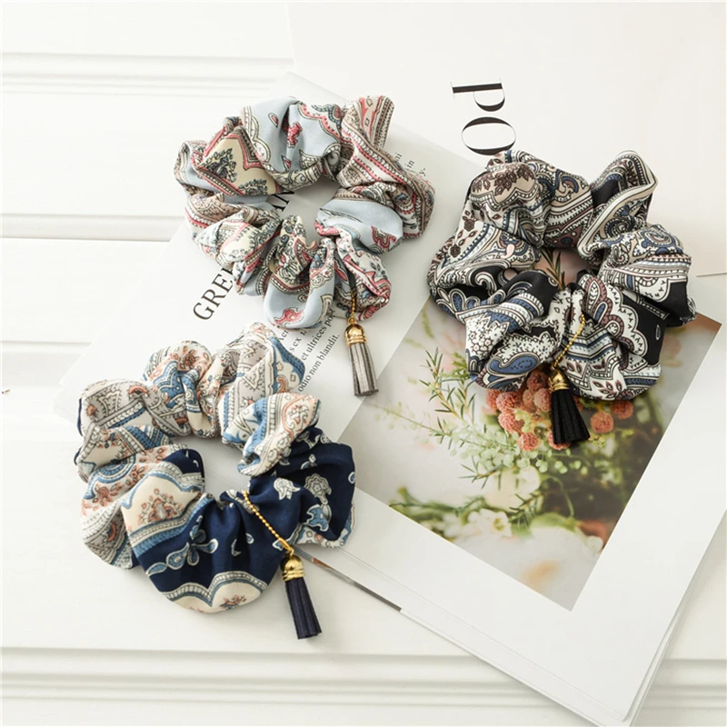 French Style Tassel Scrunchies Fabric Hair Ties Fashion Brand Design Elastic Ribbon Band Hair Accessories Gift for Women
French Style Tassel Scrunchies Fabric Hair Ties Fashion Brand Design Elastic Ribbon Band Hair Accessories Gift for Women